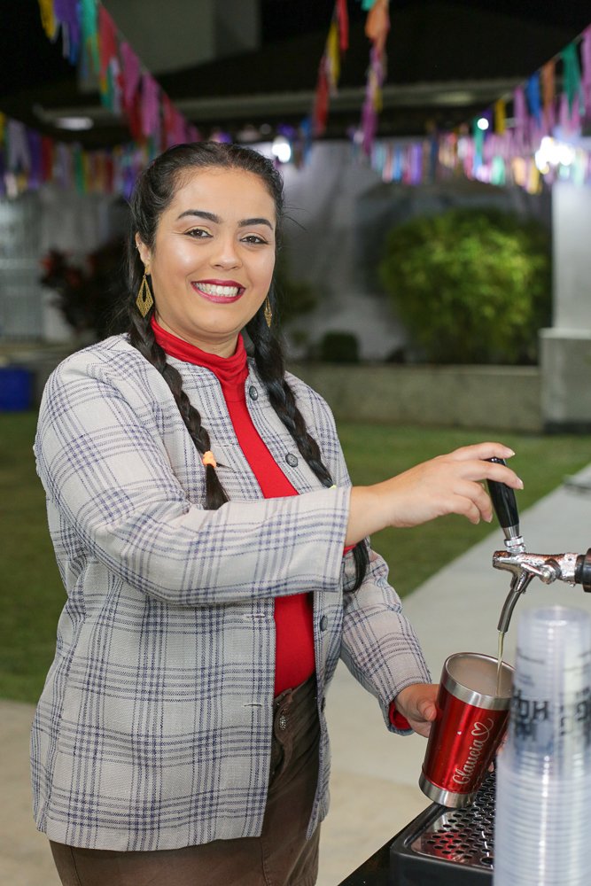 Um Momento especial de confraternização em Belo Horizonte com fotografia espontânea registrado com naturalidade e emoção.
