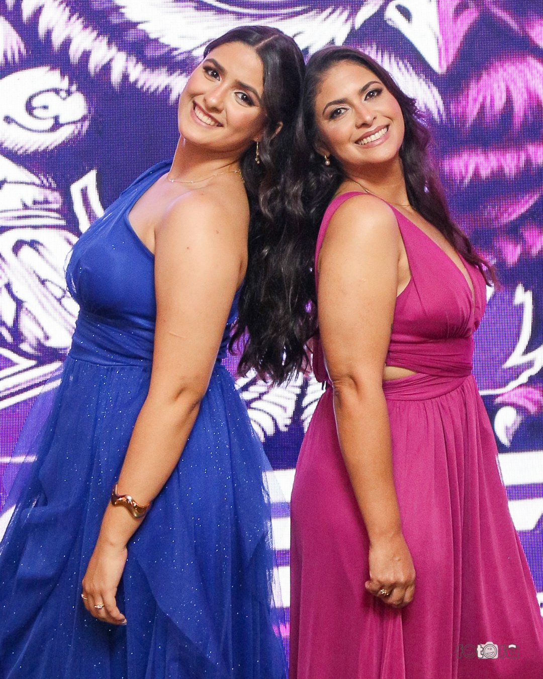 Um Momento especial de confraternização em Belo Horizonte com fotografia espontânea registrado com naturalidade e emoção.