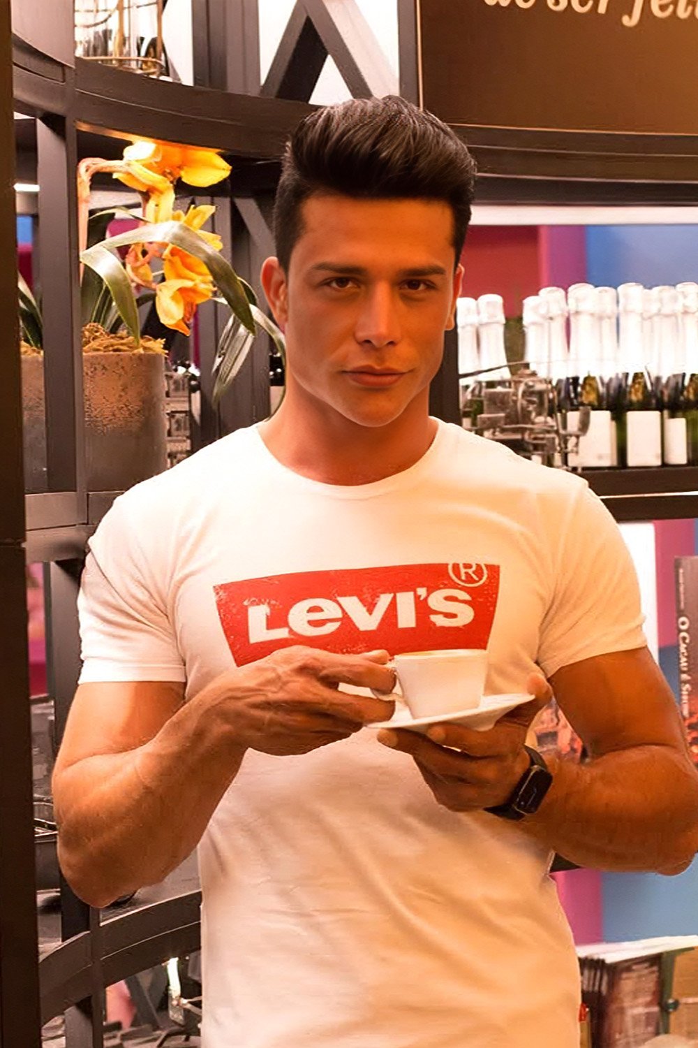 Registro estratégico de fotos publicidade, destacando estrutura, branding e experiência dos produtos